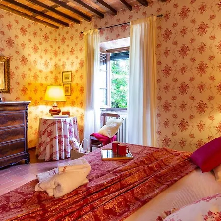 Il Colle Di Moriano 8, Emma * 루카